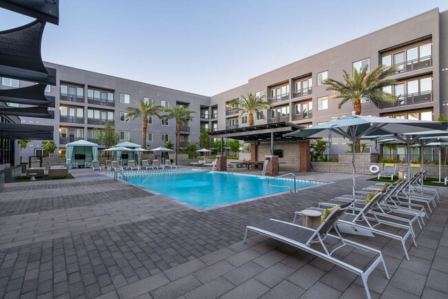 Building Photo - Broadstone Uptown PHX