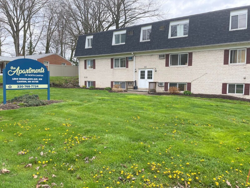 Foto principal - 1804 Woodlawn Ave NW