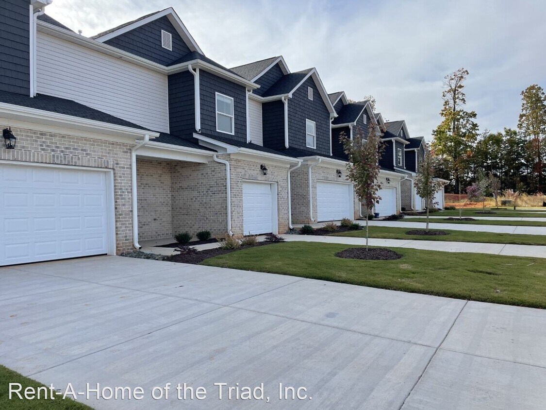 Foto principal - 4 br, 3.5 bath House - 2355 Tribek Court