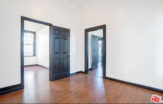 Foto del edificio - 955 S Ardmore Ave
