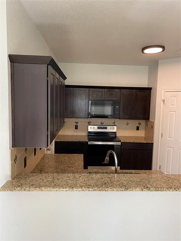 Foto del edificio - 3205 Ranch to Market Rd 1869