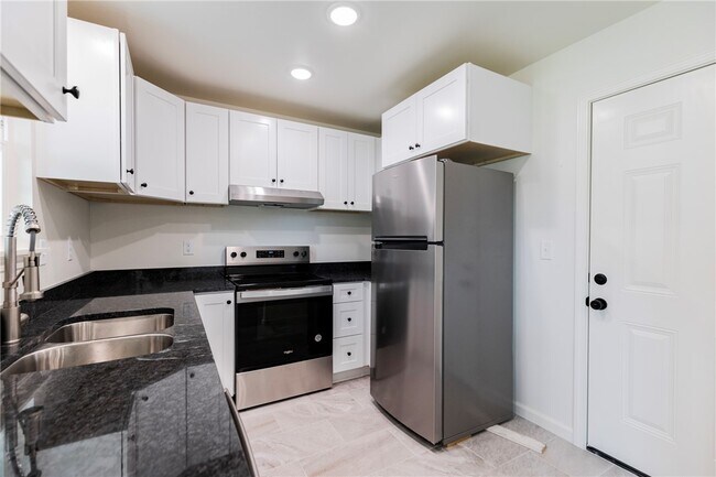 Foto del edificio - 1802 S 14th Pl