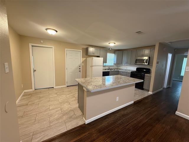 Building Photo - 2821 Materhorn Dr