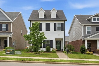 Building Photo - 313 Cloverbrook Way