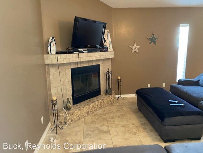 Foto del edificio - 3 br, 2 bath House - 7850 Oriole Dr.