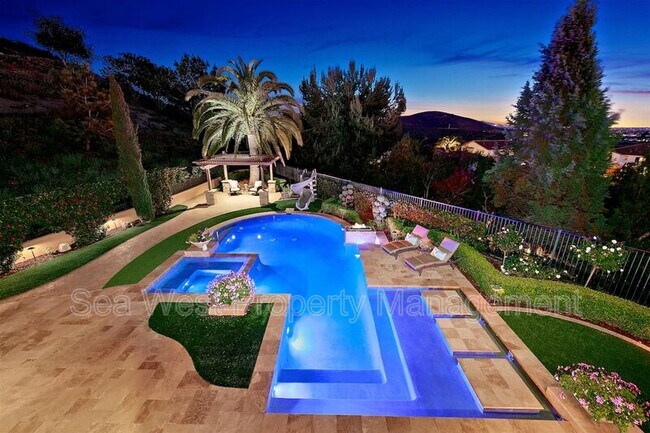Building Photo - 3207 Corte Bosque
