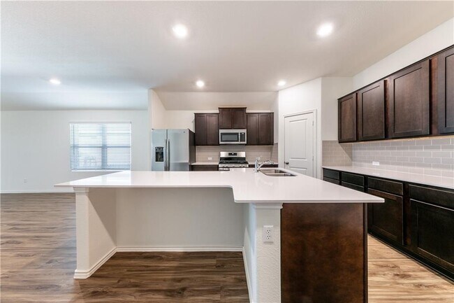 Building Photo - 6412 Turin Ln