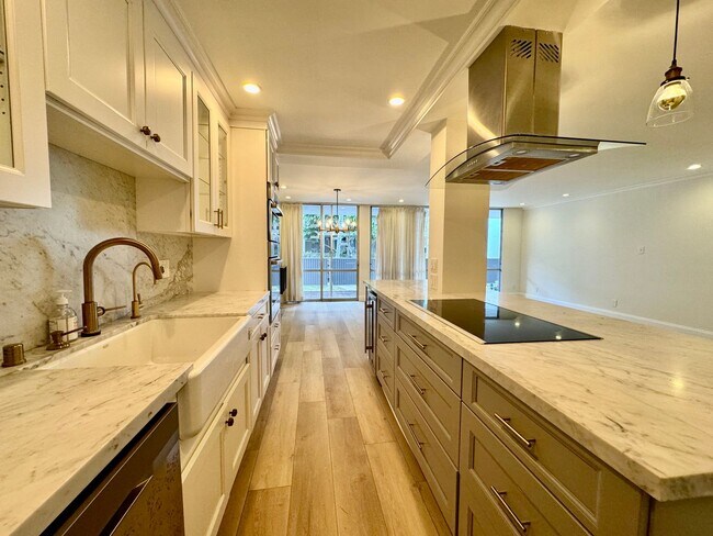 Foto del edificio - Luxury living in the heart of West Hollywo...