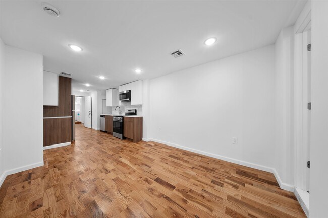 Foto del edificio - 1111 53rd St