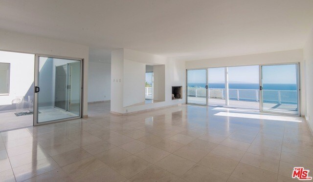 Foto del edificio - 18148 Wakecrest Dr