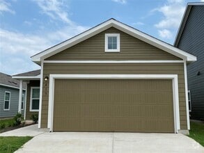 Building Photo - 415 Bullhead Rd
