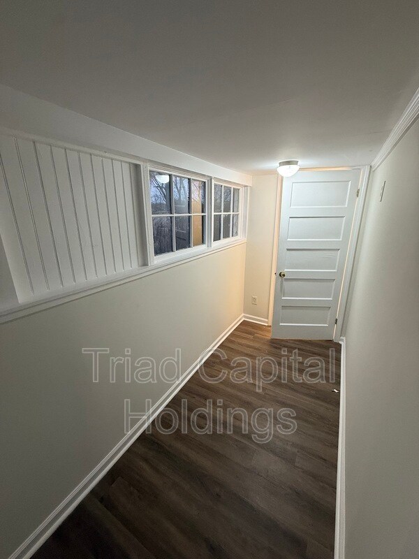 Foto del edificio - 1227 Fairfield Dr