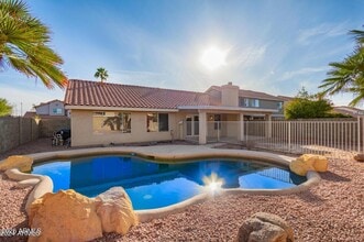 Building Photo - 4758 E Villa Maria Dr