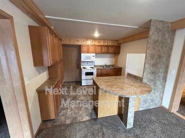 Foto del edificio - 9 River Rd