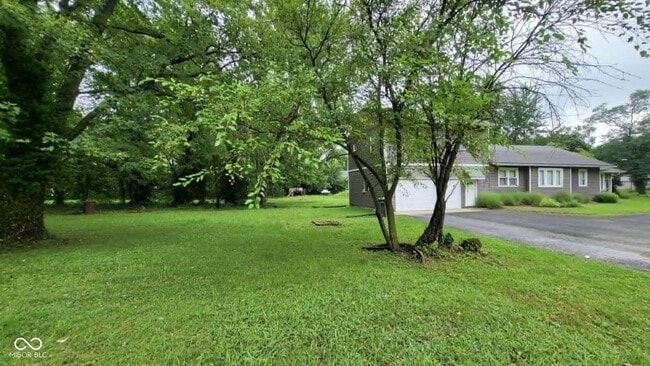 Building Photo - 3854 S Sherman Dr