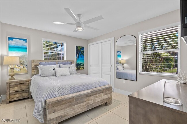 Foto del edificio - 482 Tradewinds Ave