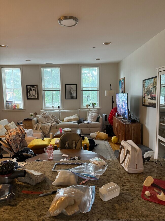 Foto del edificio - 108 2nd St