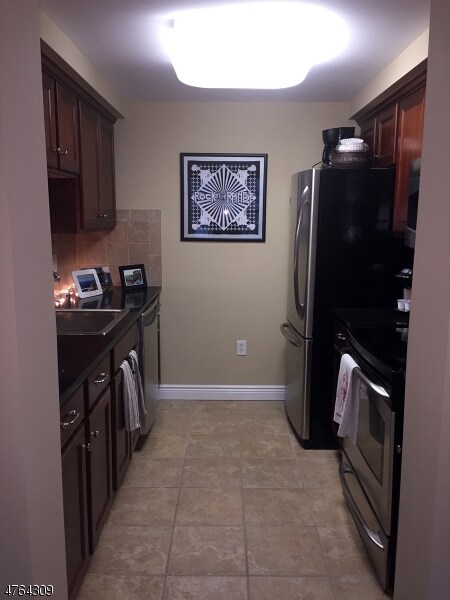 COCINA - 7 Prospect St