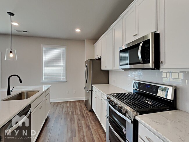 Building Photo - 107 Dew Drop Ln