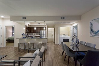 Building Photo - The View at Horizon Ridge