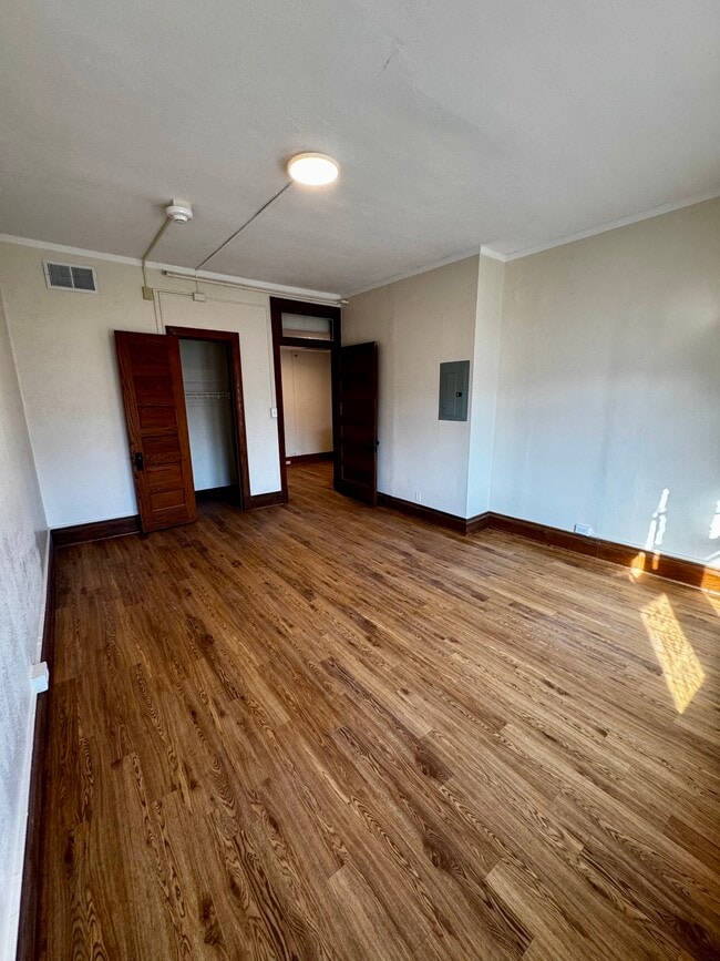 Building Photo - The Verander