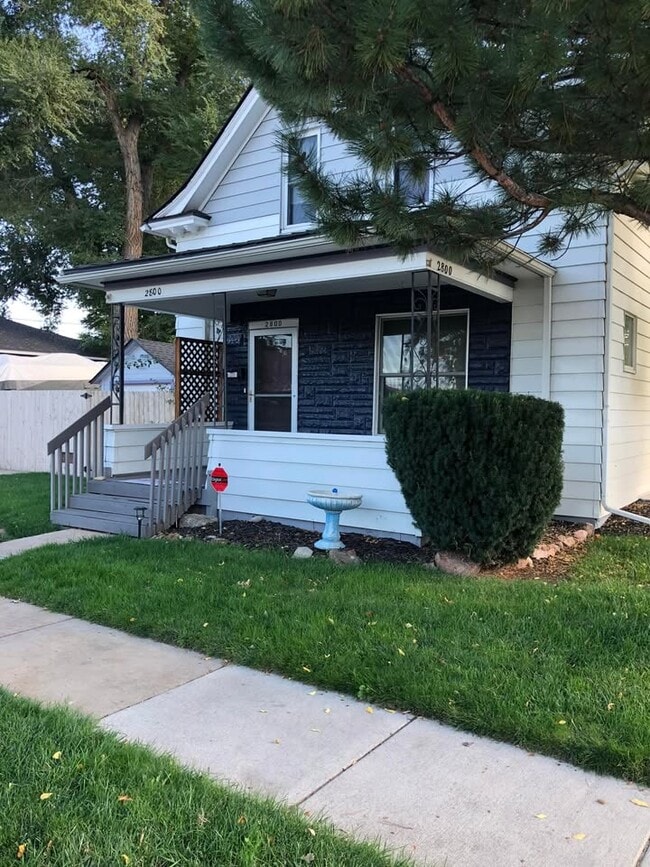 Building Photo - 2800 S Acoma St