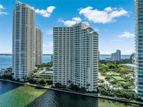 Building Photo - 888 Brickell Key Dr
