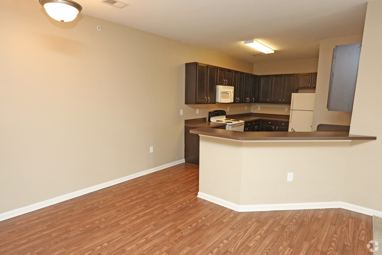 Parks at Vine Apartments 1000 Azalea Park Trl Radcliff, KY