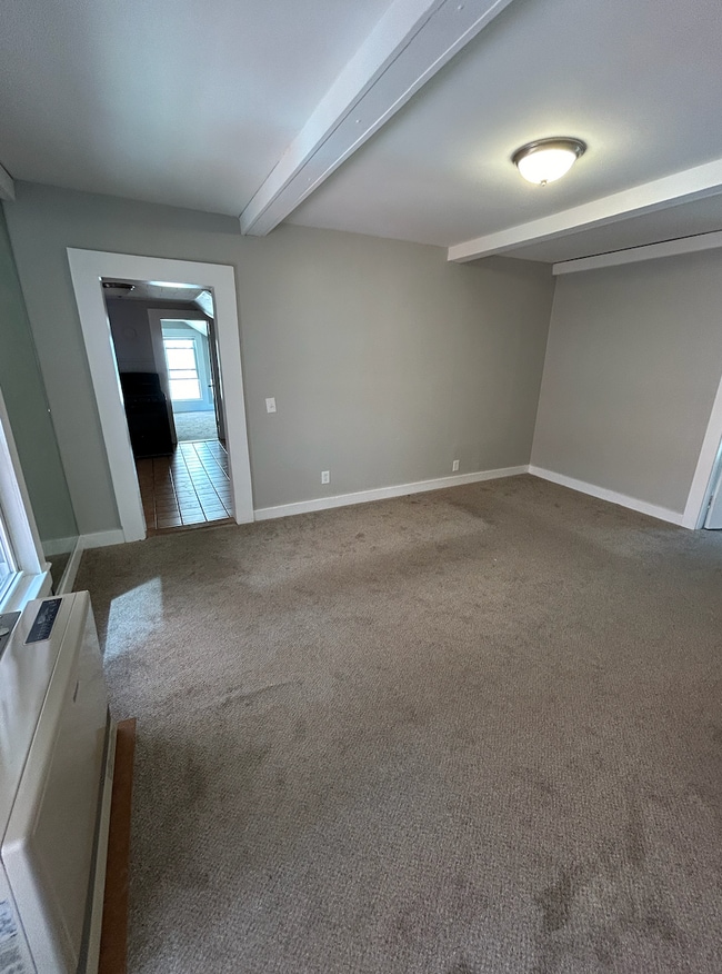 Building Photo - 142 Pearl Street, Unit 2