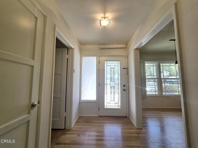 Foto del edificio - 3815 Mayfair Dr