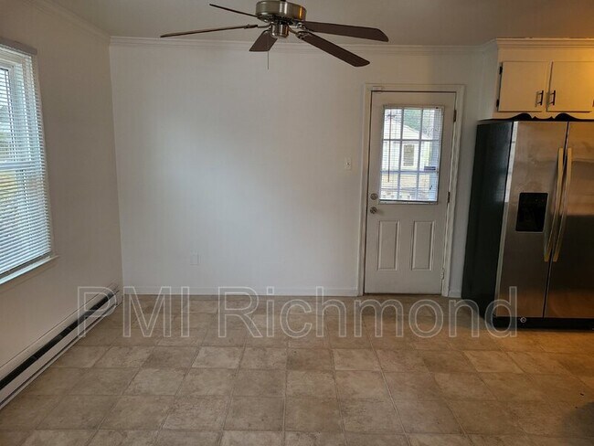 Foto del edificio - 1511 Milton St