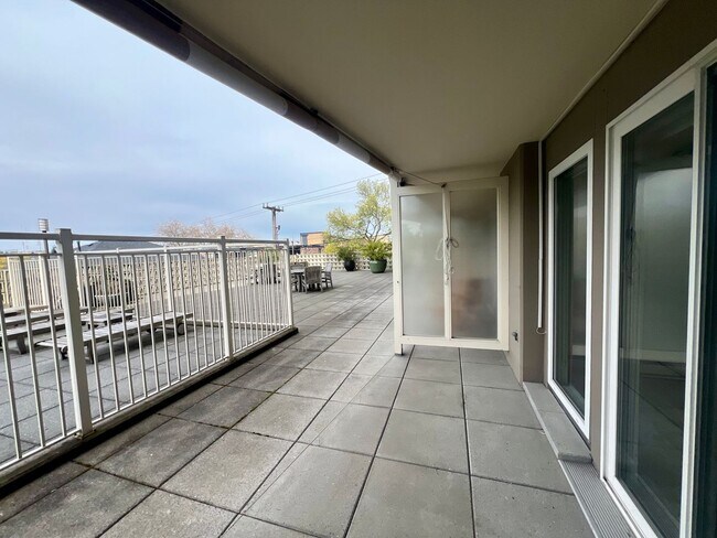 Foto del edificio - Highlander Condominiums - Capitol Hill