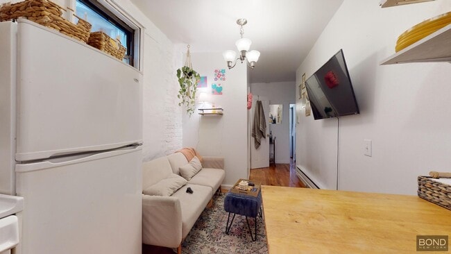 Building Photo - 168 Rivington St