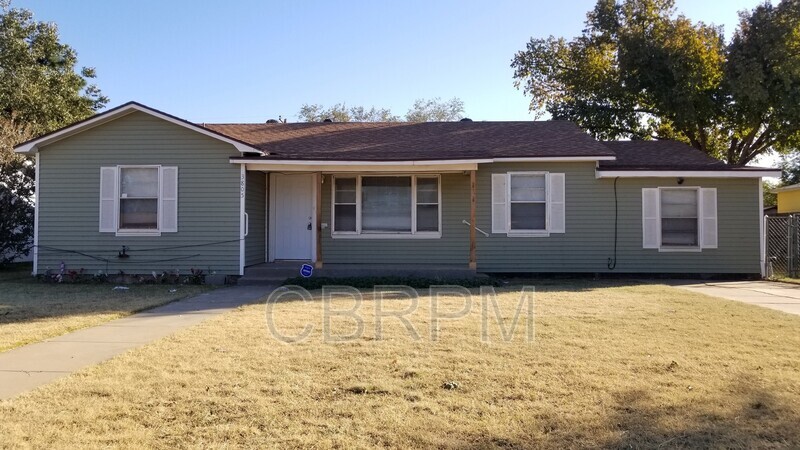 Foto principal - 3805 35th St