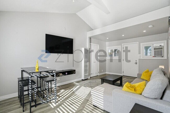 Foto del edificio - 10 27th Ave