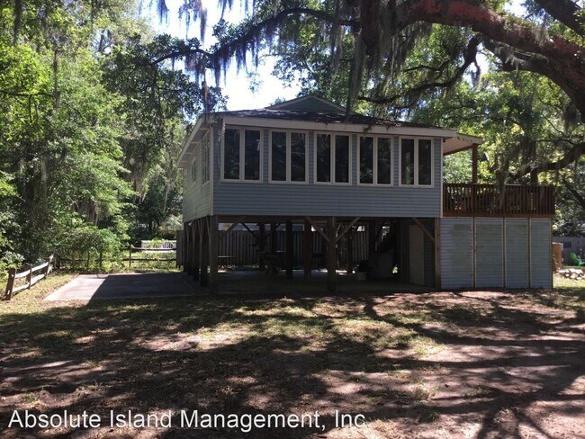 Building Photo - 2 br, 1 bath House - 19 Triangle Road