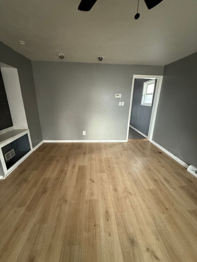 Foto del edificio - 365 E 161st St