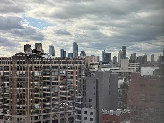 Foto del edificio - 570 Broome St