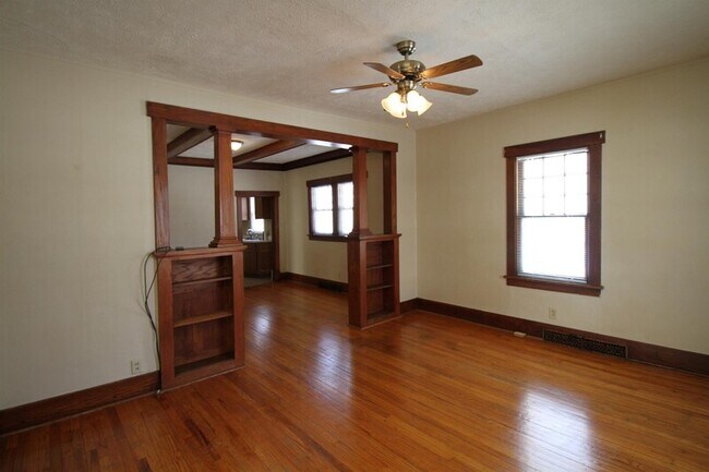 Building Photo - 1701 S 23rd St