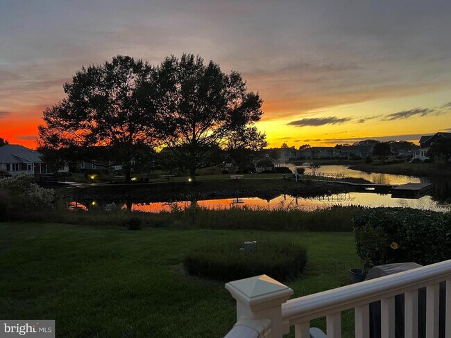 Building Photo - 354 The Plantations Blvd