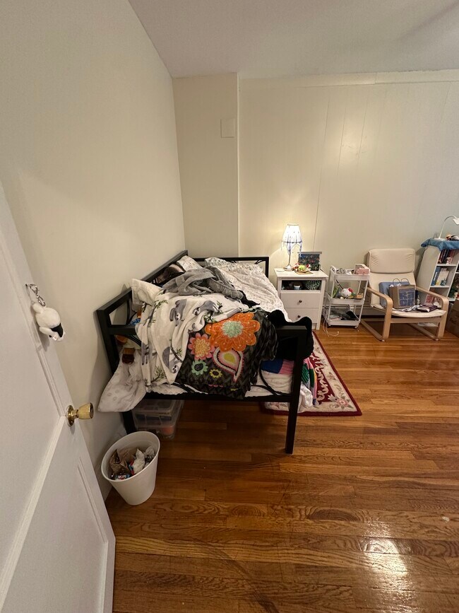 Foto del edificio - 195 Winthrop Rd