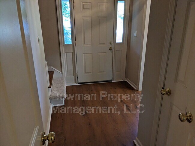 Foto del edificio - 170 Woodhaven Ridge