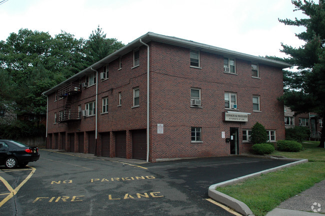 Foto del edificio - 1553 Lemoine Ave