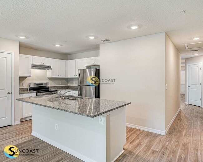 Building Photo - 9588 Hood Rd