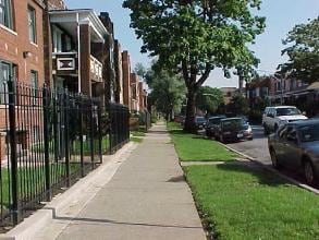  - 6154 S Rockwell St