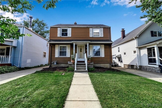 Building Photo - 178 Wellington Ave