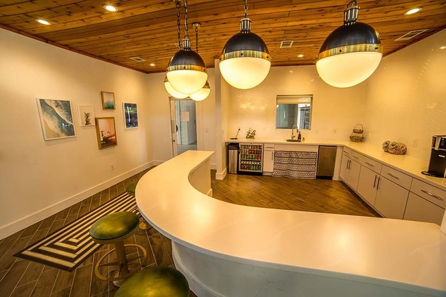 Foto del edificio - Cabana Beach Gainesville