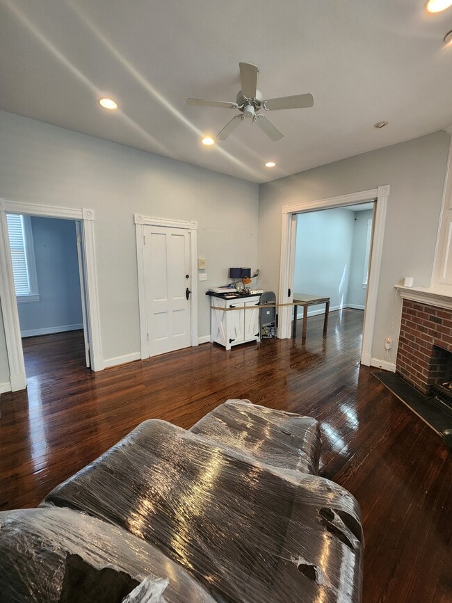 Photo - 436 Dinwiddie St Townhome