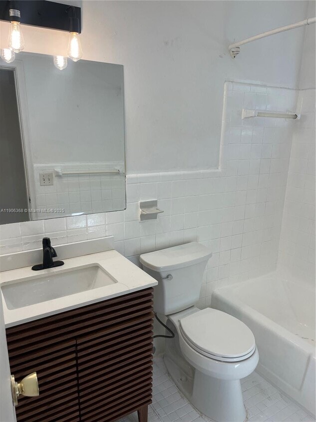 Primary Photo - 2236 Jackson St