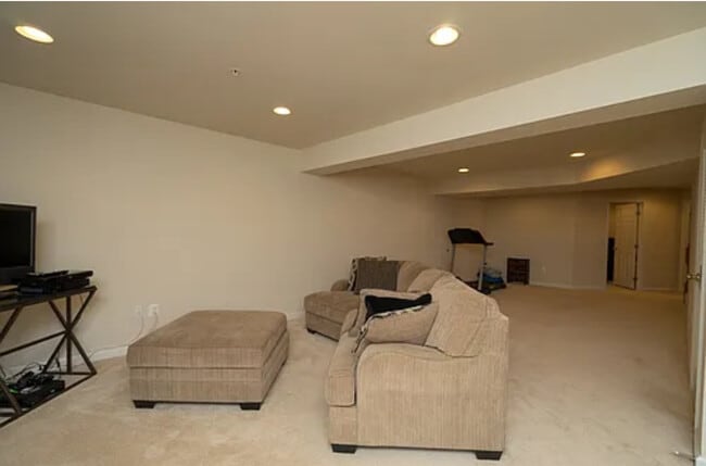 Building Photo - 23503 Forest Haven Way